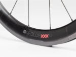 גלגלי כביש Bontrager Aeolus Xxx 4 TLR Clincher