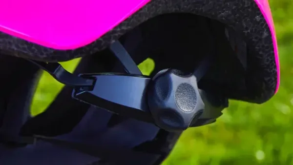 קסדה לנוער Bontrager Tyro Youth Kids Helmet Features Tyro Kids Youth - DialFit