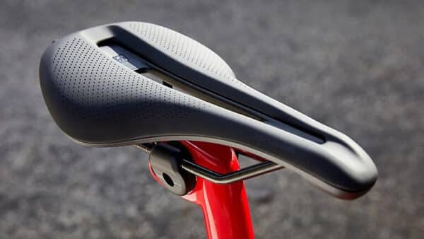 Features Verse Saddle (1)