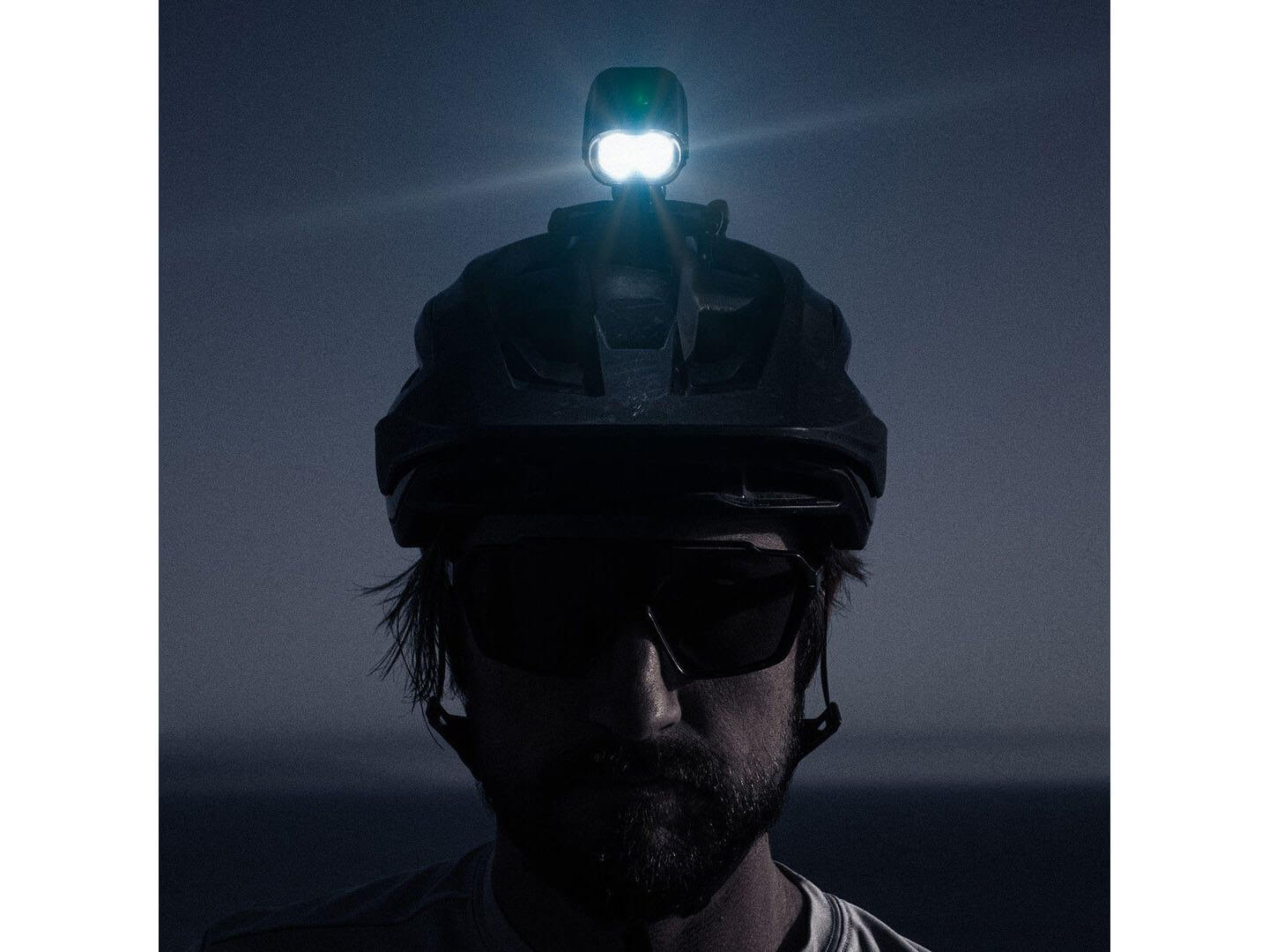 פנס לקסדה Lezyne Helmet Lite Drive 1000XL Lezyne Helmet Lights (4)