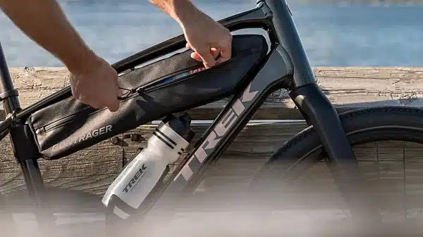 Trek Dual Sport 2 Gen 5 2023 my23_dualsport_techFeature_Bags_primary