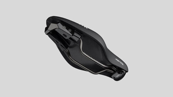 triathlon-saddle-transiro-mistica-kium-fizik