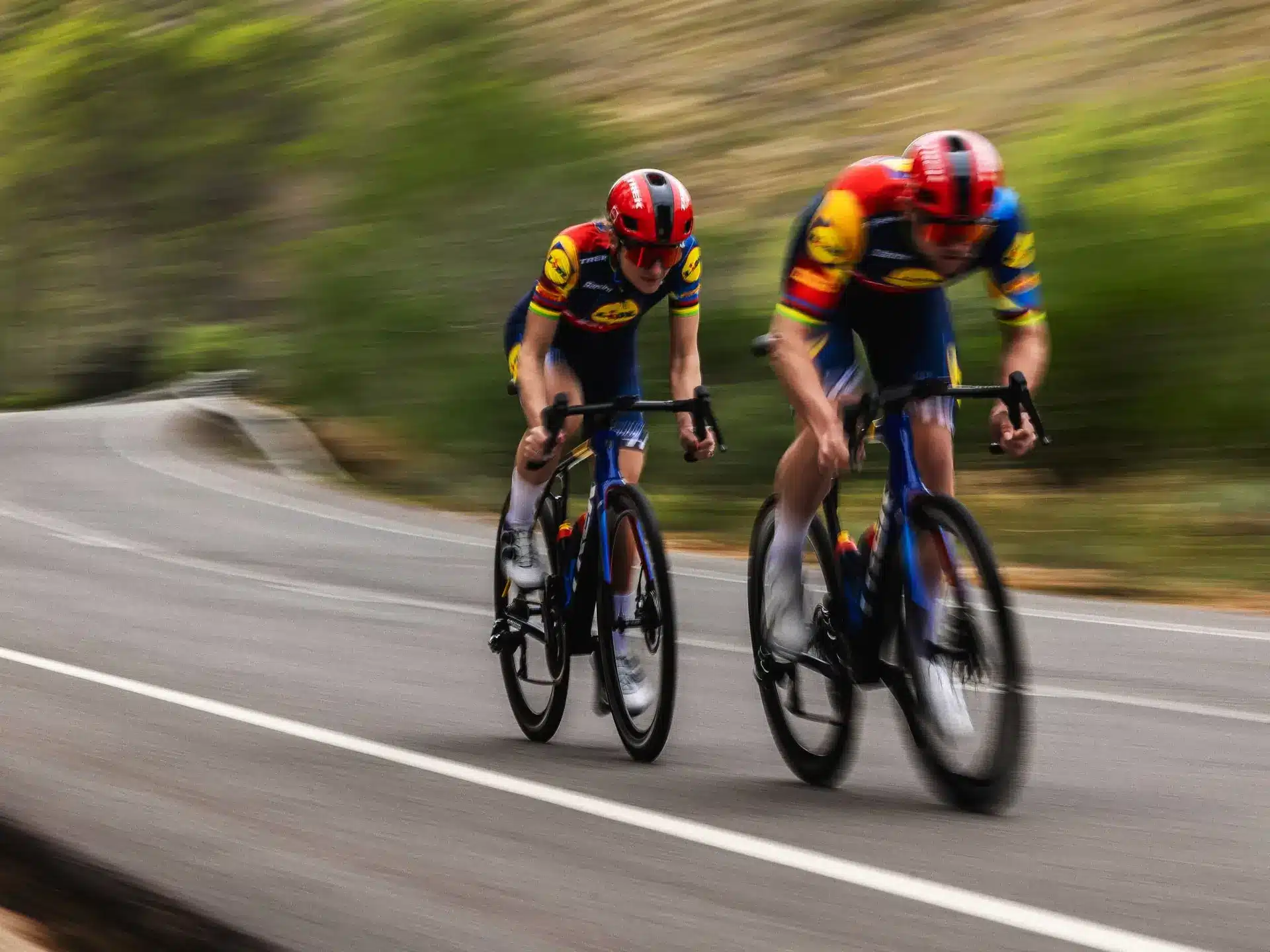 4x3_Madone8_03