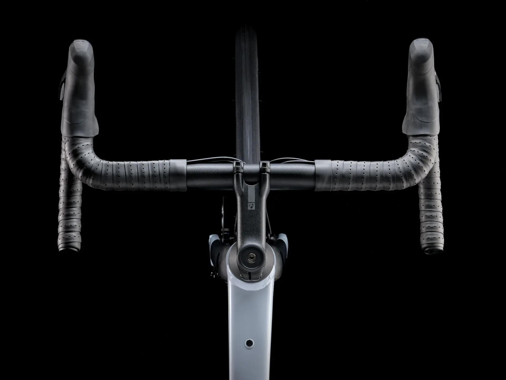 Trek Domane AL 2 Disc 2024 Gen 4 Trek Domane AL 2 Disc 2024 Gen 4