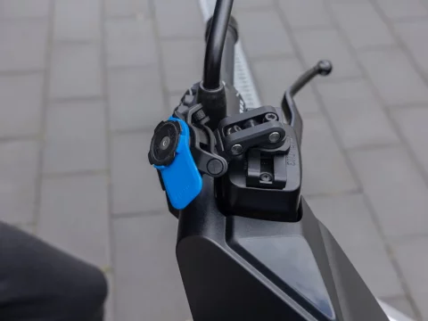 התקן לטלפון לאופנוע למכסה משאבת בלם Quad Lock Motorcycle Brake Reservoir Mount