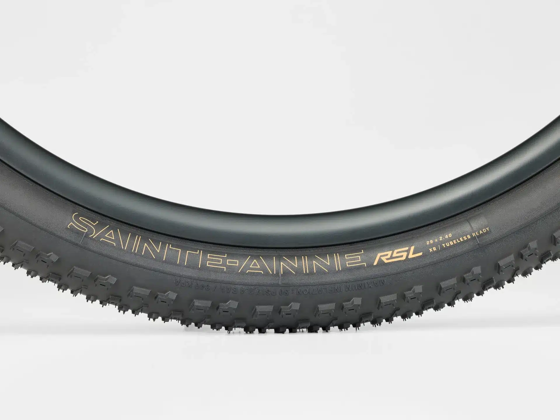 צמיג Bontrager Sainte-Anne RSL XR TLR MTB צמיג Bontrager Sainte-Anne RSL XR TLR MTB